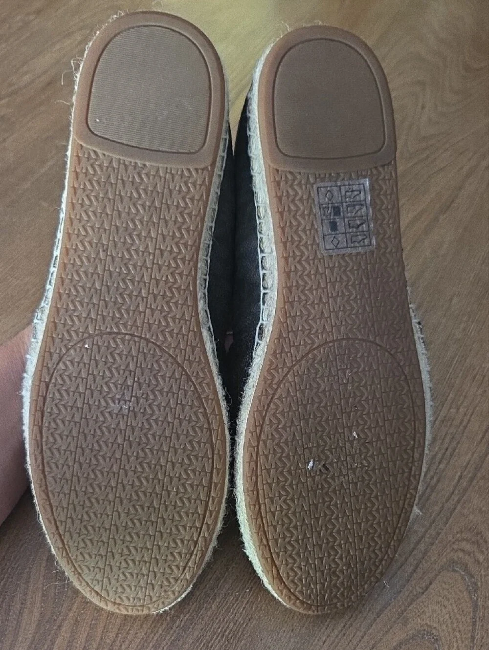 Michael Kors casual slip